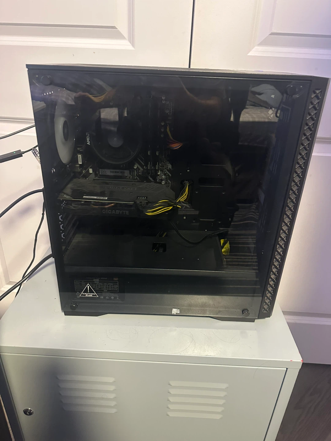 Gaming computer 1660 gpu with monitor - photo 2