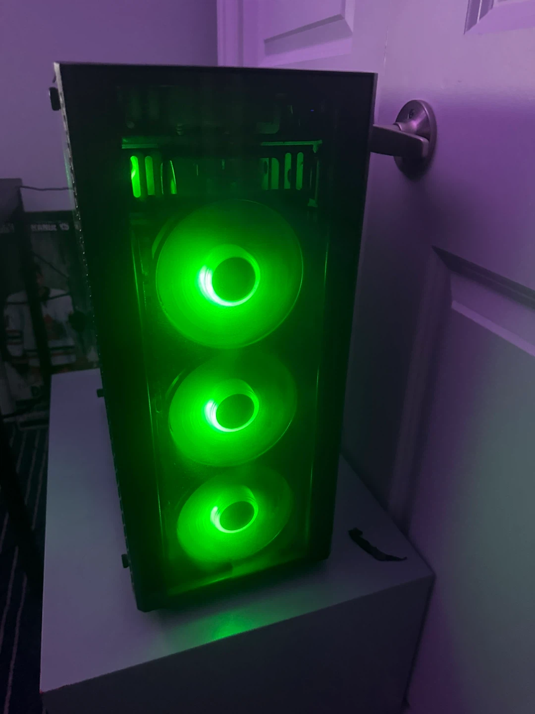 Gaming computer 1660 gpu with monitor - photo 4