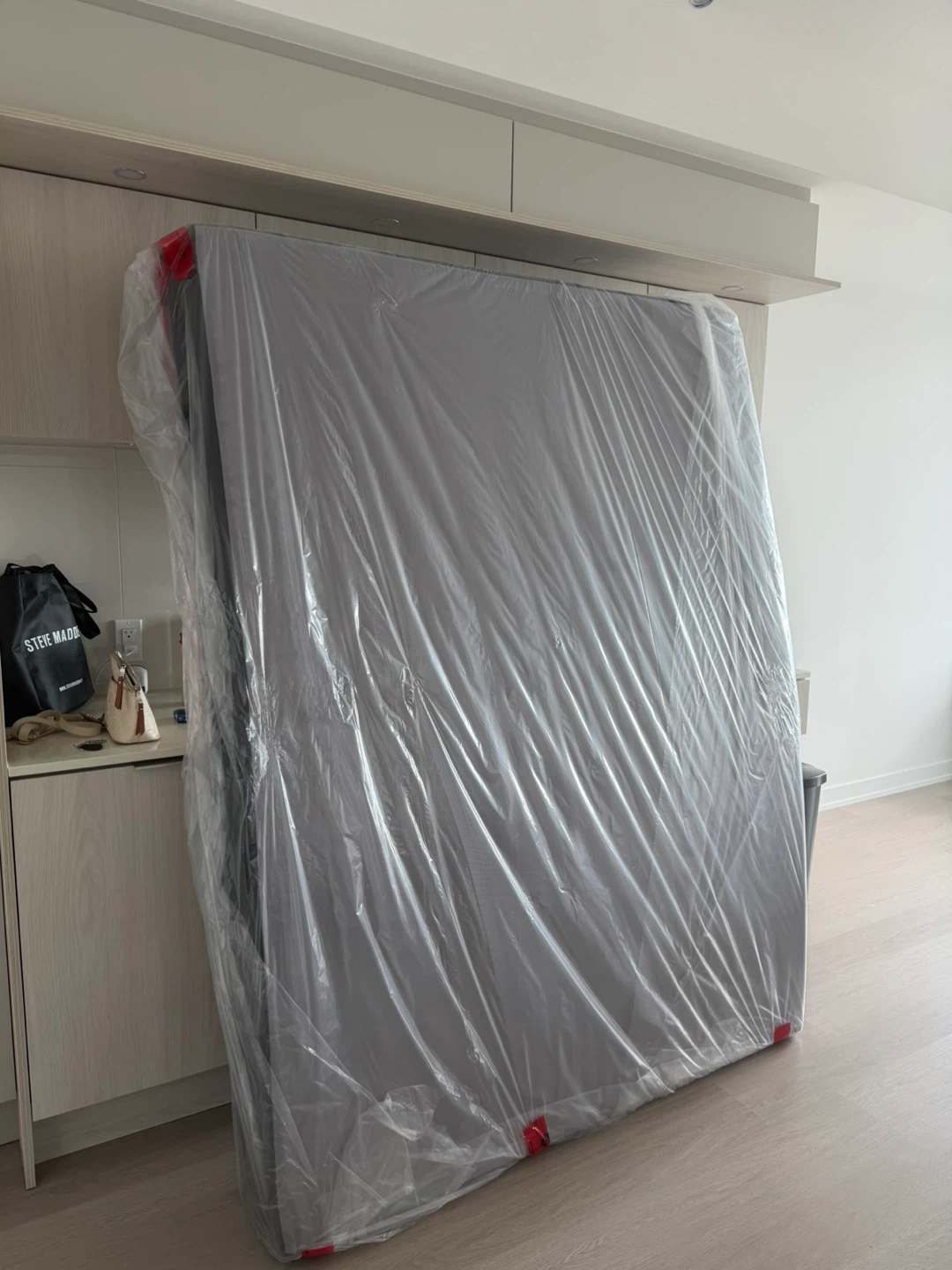 Queen Size Mattress - photo 2