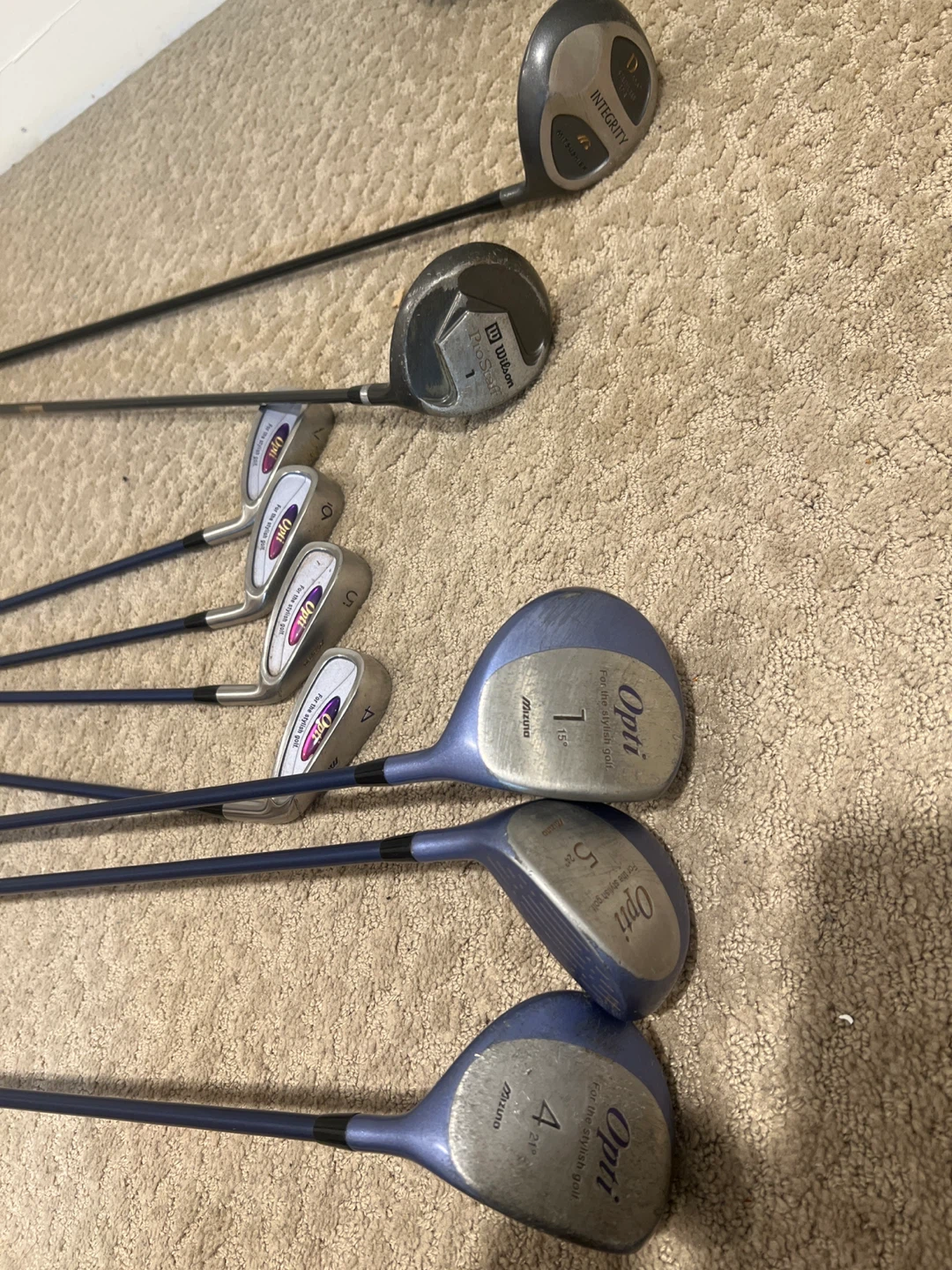 Mizuno Opti Golf Club Set. Read description