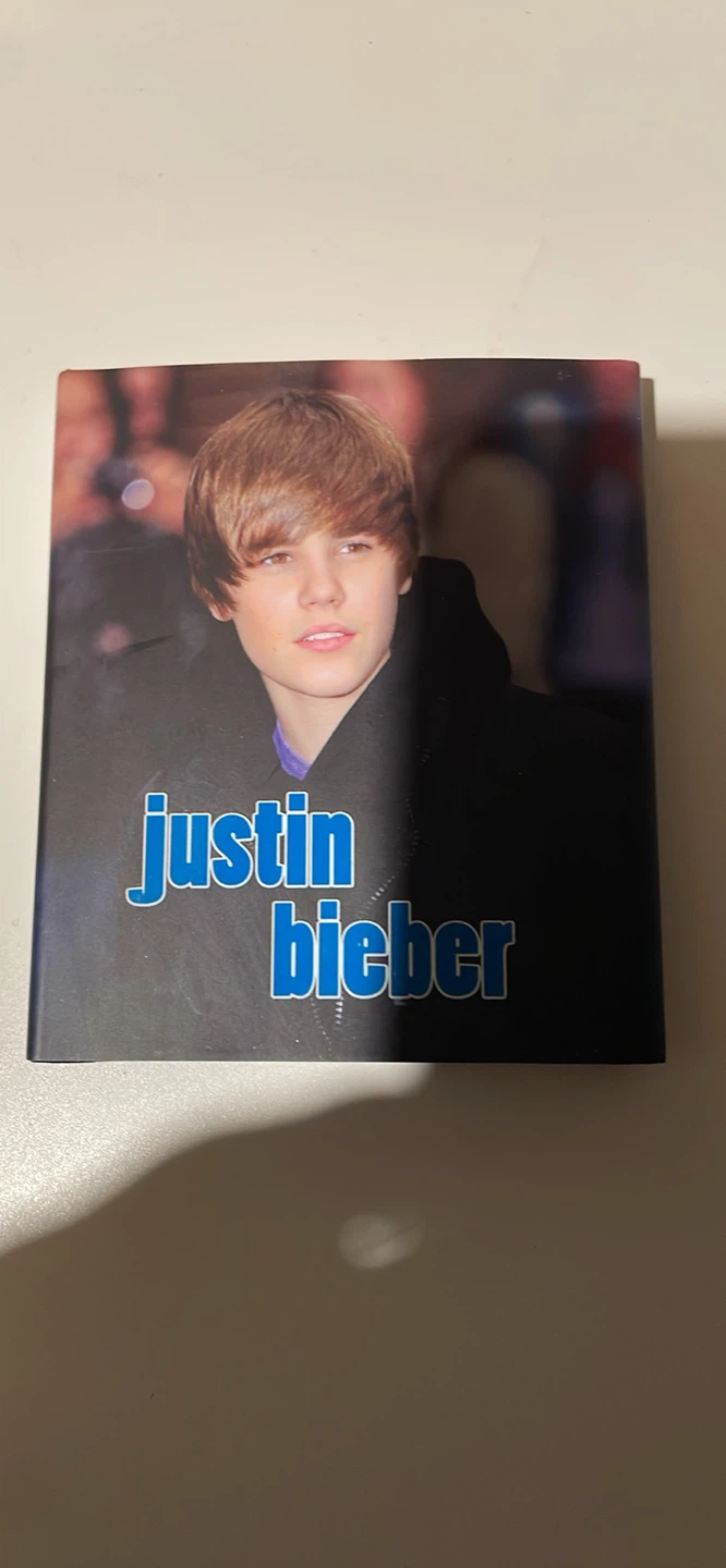 Justin Bieber Stratford Never Say Never Sign