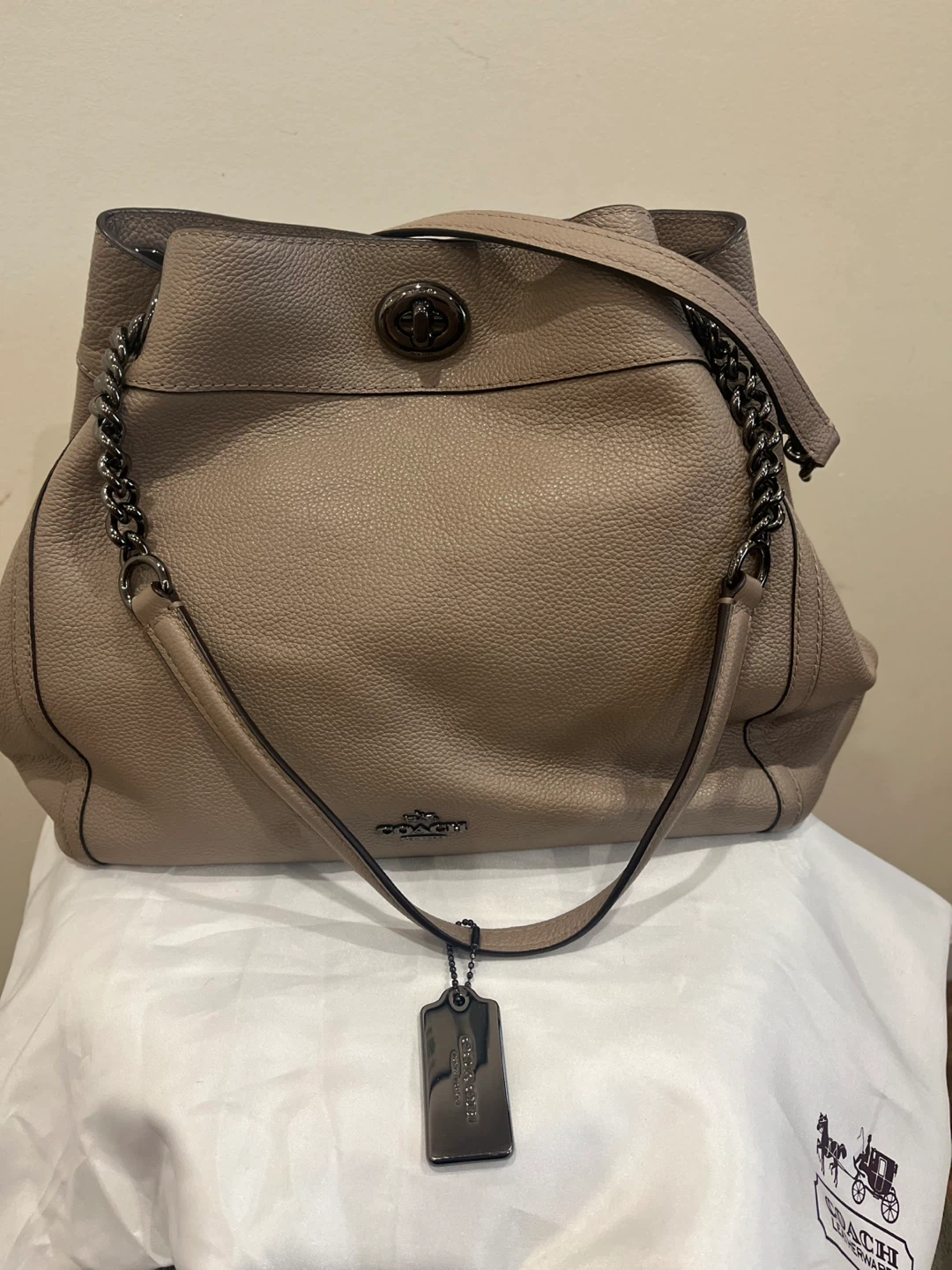 Authentic Coach Pebble Leather Shoulder Bag