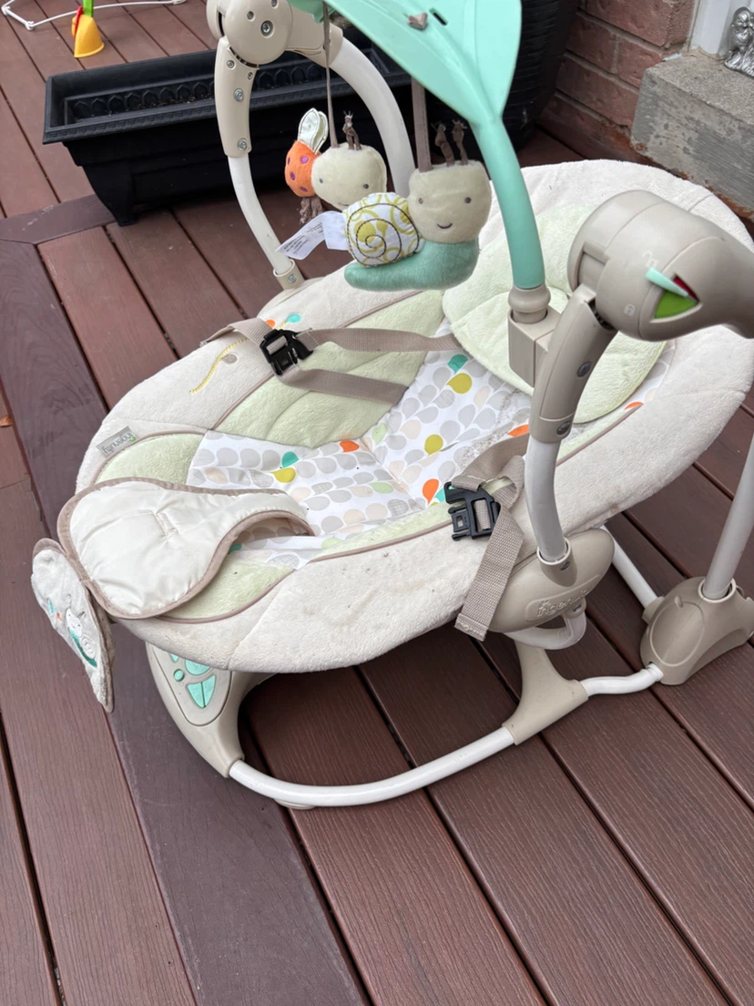 Fisher-Price Baby Swing - photo 2