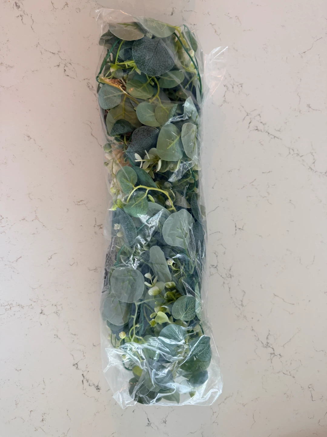 Artificial eucalyptus garland table setting - photo 2