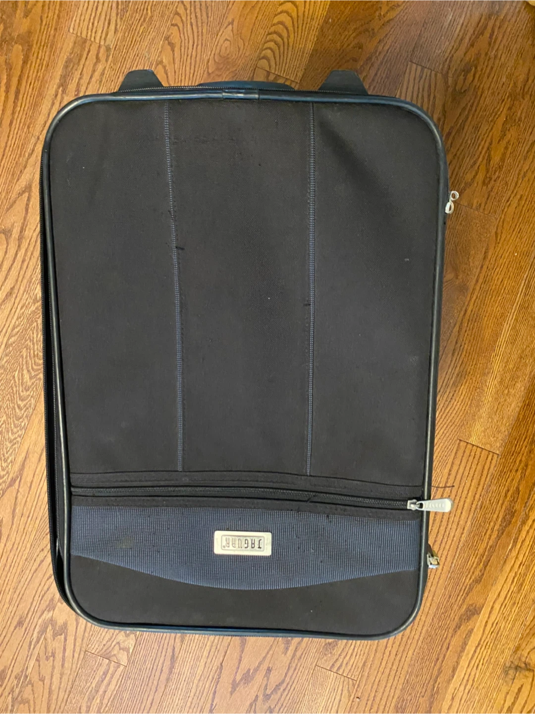 Jaguar Black Spinner Luggage