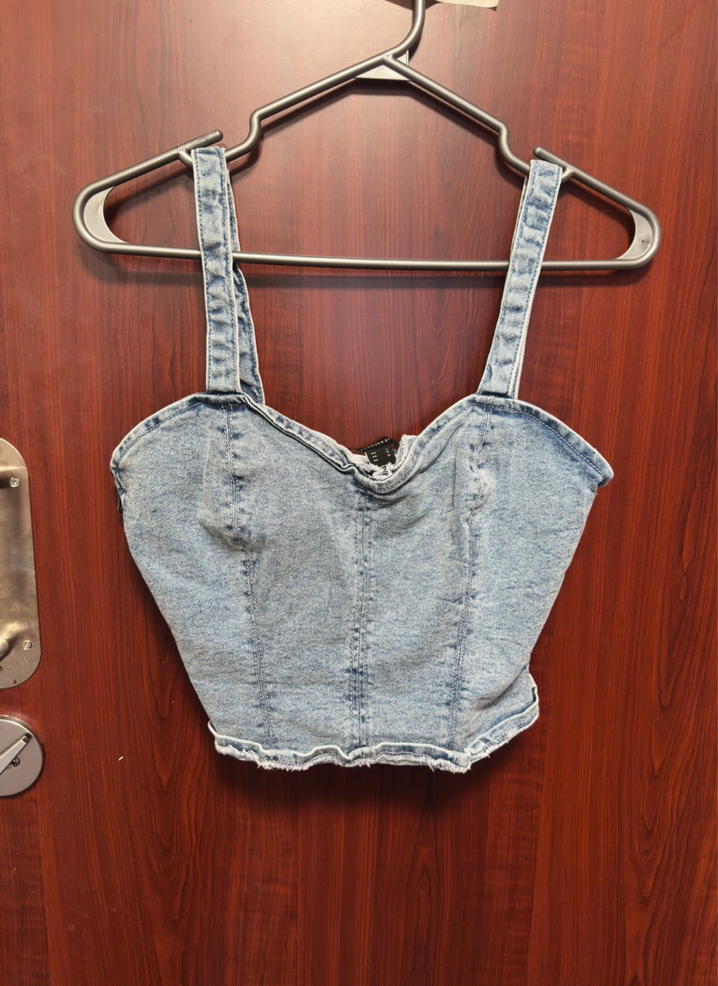 Crop tops