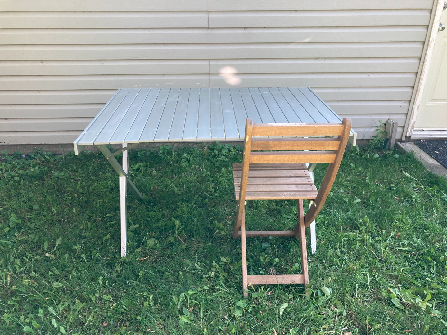Sturdy Camping Table - photo 2