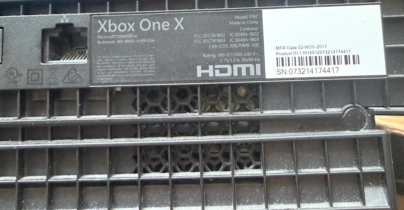 Xbox One X - photo 2