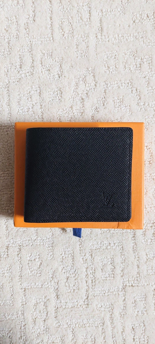 Black Wallet