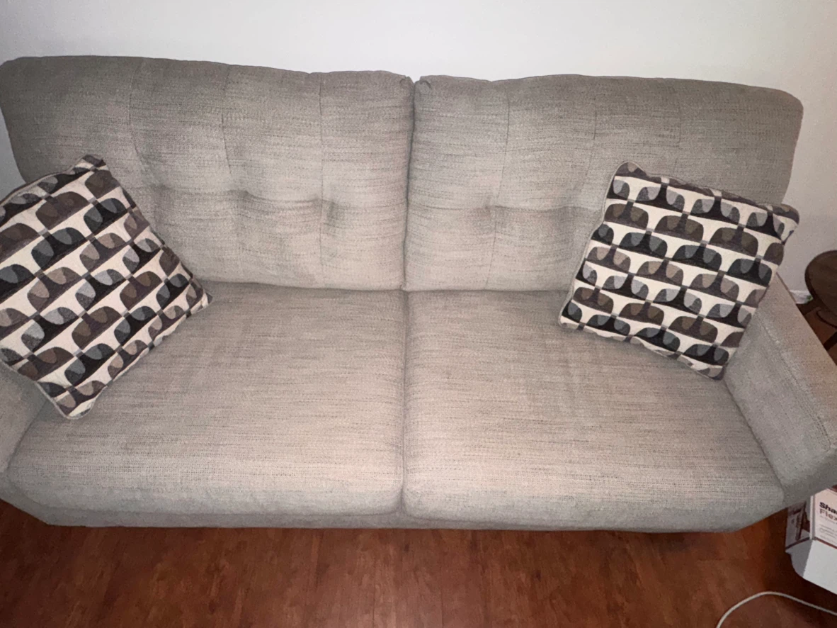 Mahoney Sofa by Ashley - photo 2