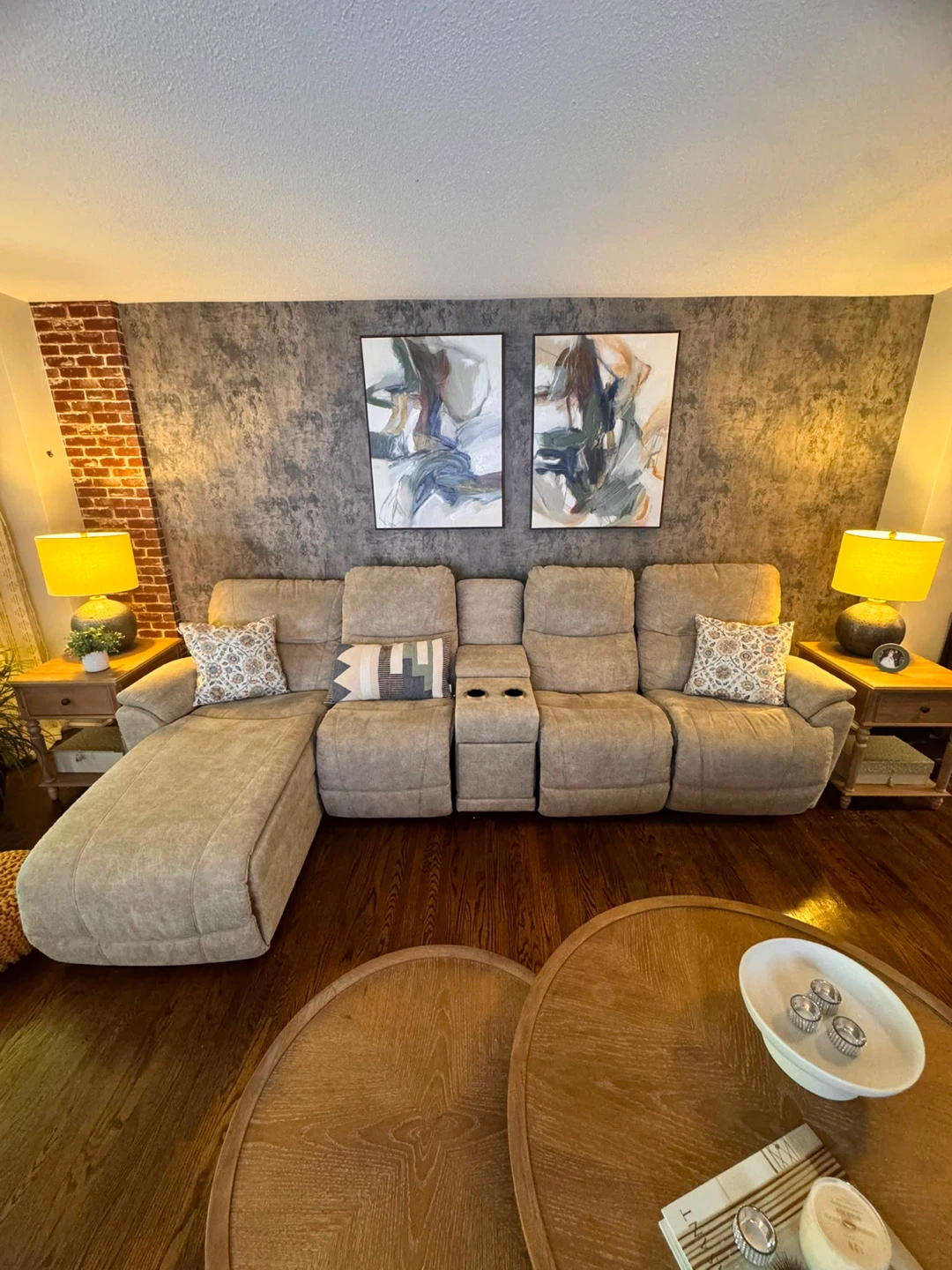 Reclining Sectional Sofa with Chaise and Storage Console