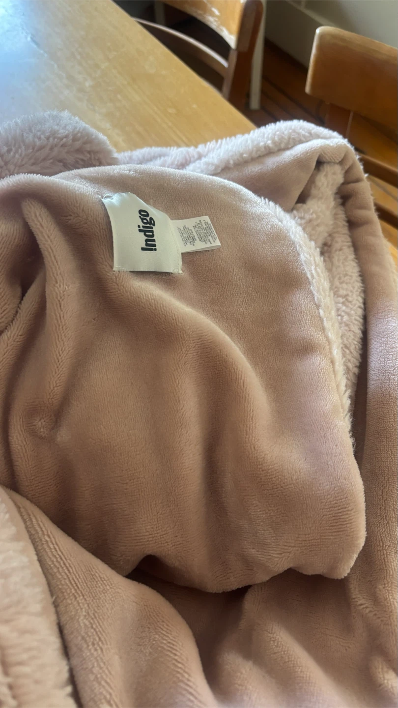 Pink Throw Blanket - photo 2