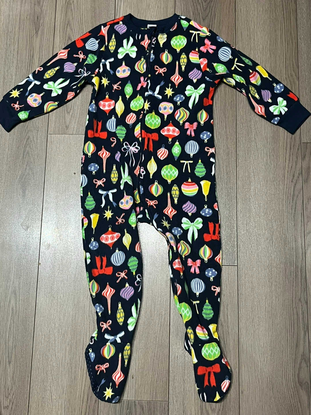 Old Navy 2T Christmas Pajamas