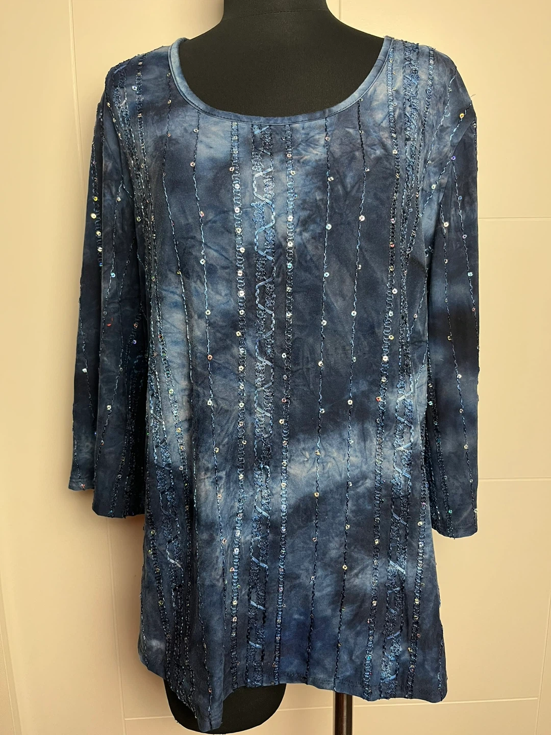 Blue Tie-Dye Sequin Tunic Top