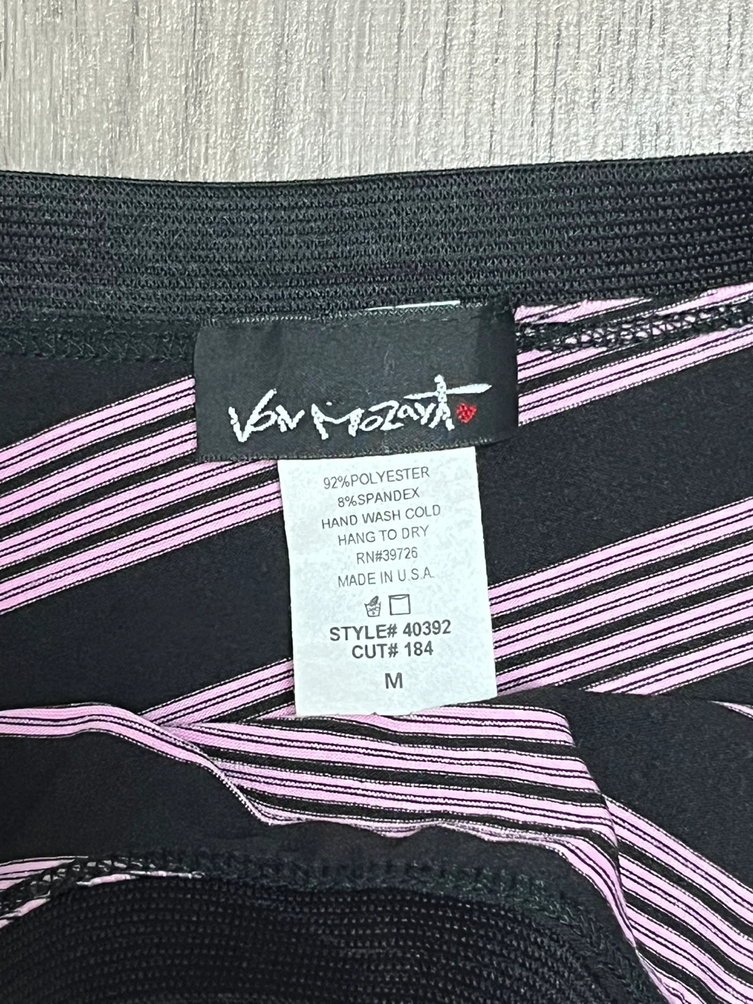 Von Maur M Midi Skirt Black Pink Stripes Size M - photo 4
