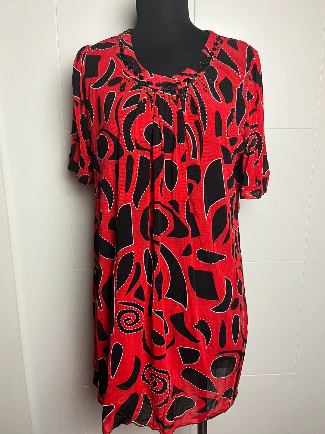 X-Z-Y Red and Black Abstract Print Blouse - 5XL