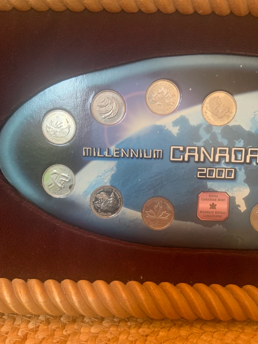 Canada Millennium 2000 Coin Collection Display - photo 2