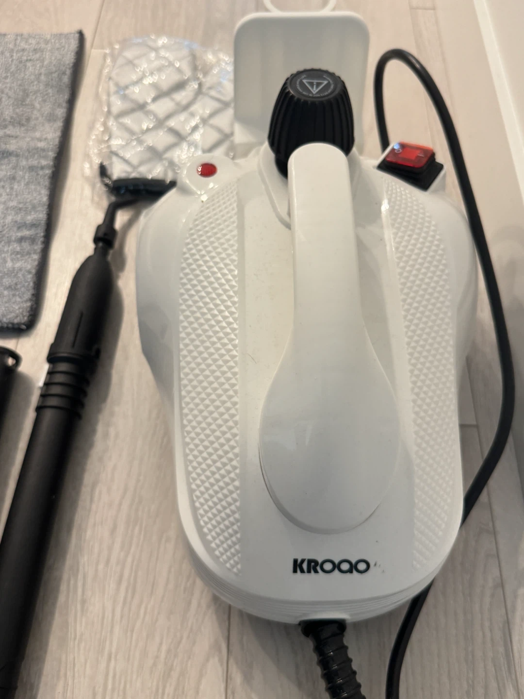 Steam Cleaner - photo 2