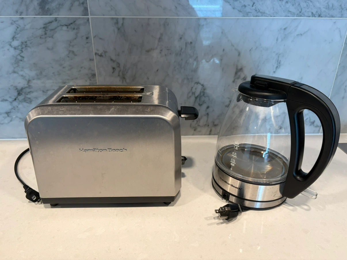 Hamilton Beach Glass Electric Kettle & Toaster
