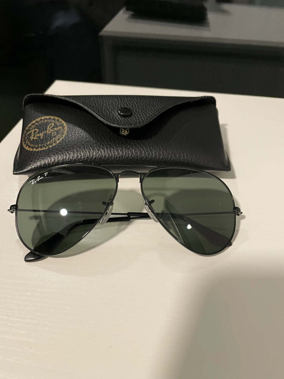 Ray-Ban Aviator Sunglasses with Case