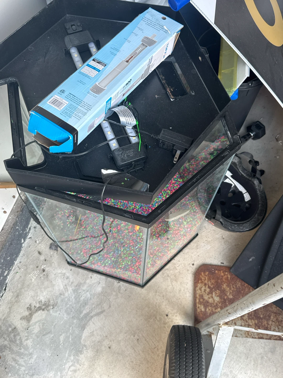 Aquarium Tank with Accessories - photo 2