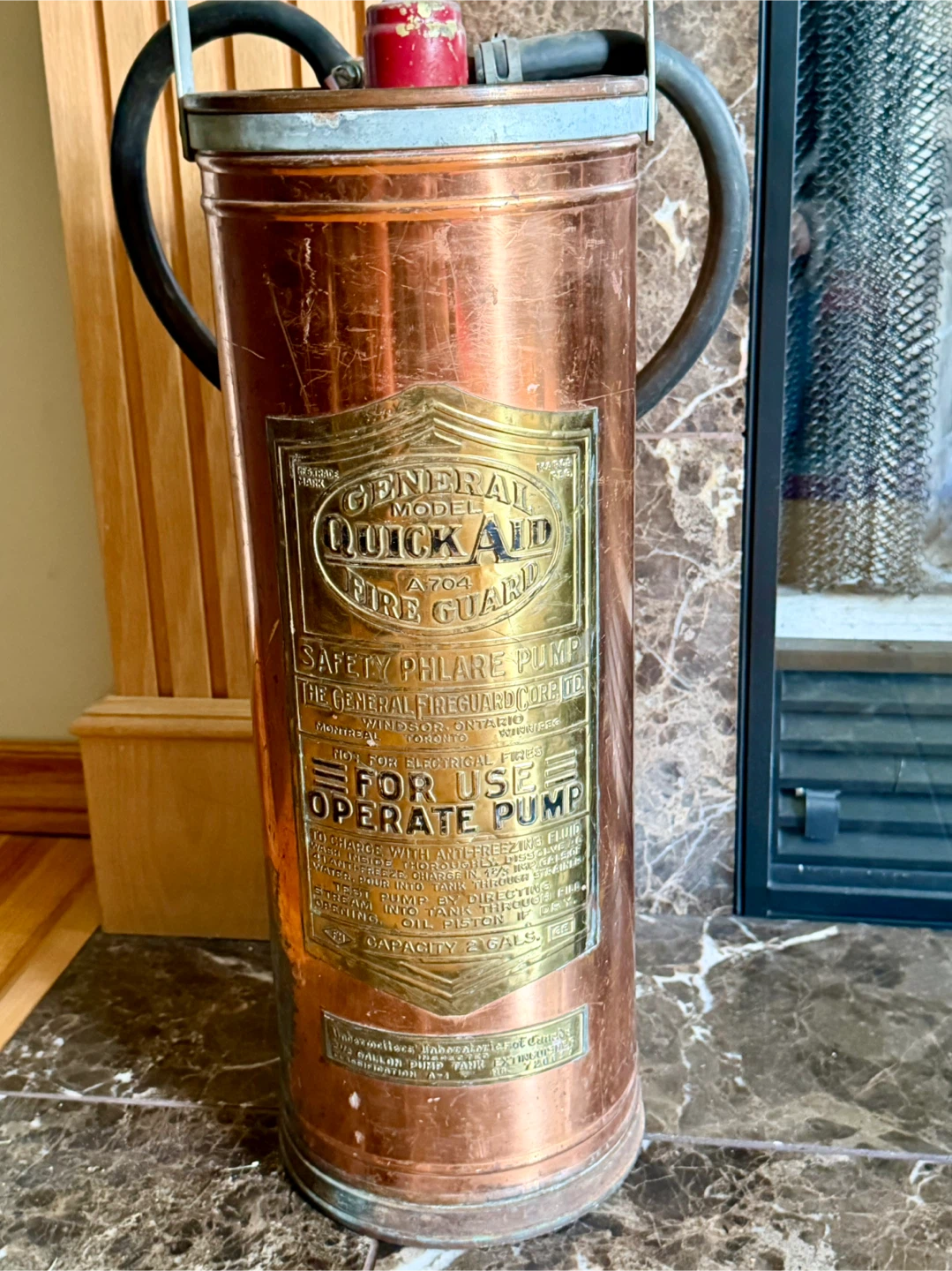 Fire extinguisher - photo 2