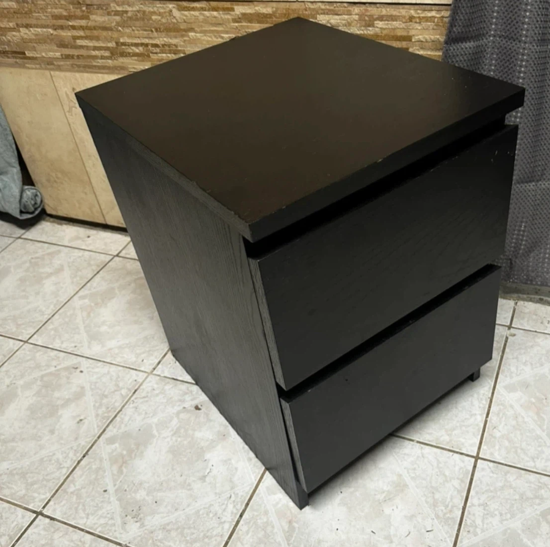 IKEA HEMNES 2-Drawer Nightstand - photo 2