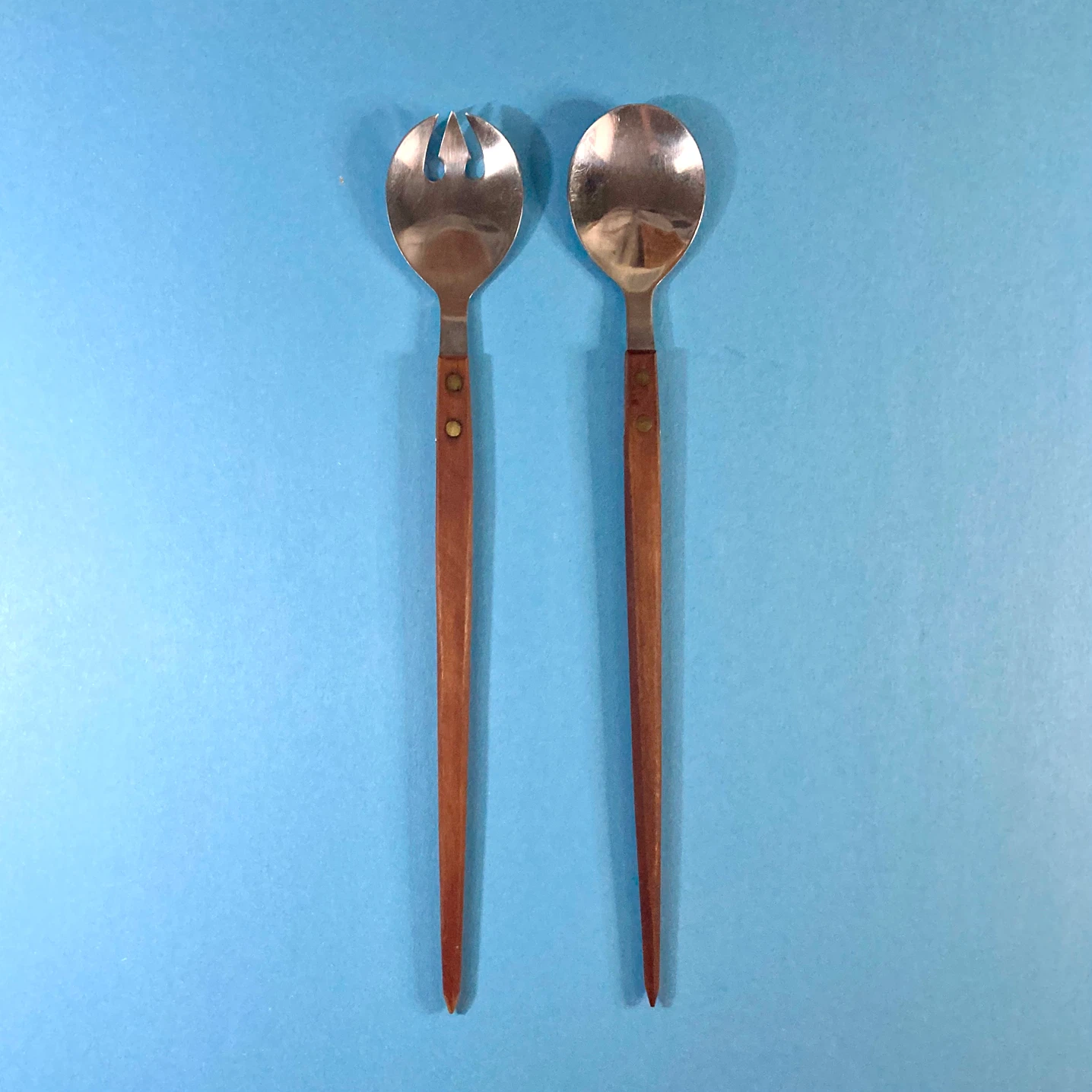 Vintage MCM Salad Servers - photo 2