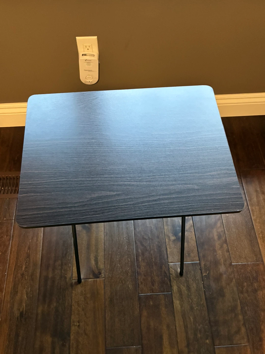 Mainstays folding TV tray - espresso