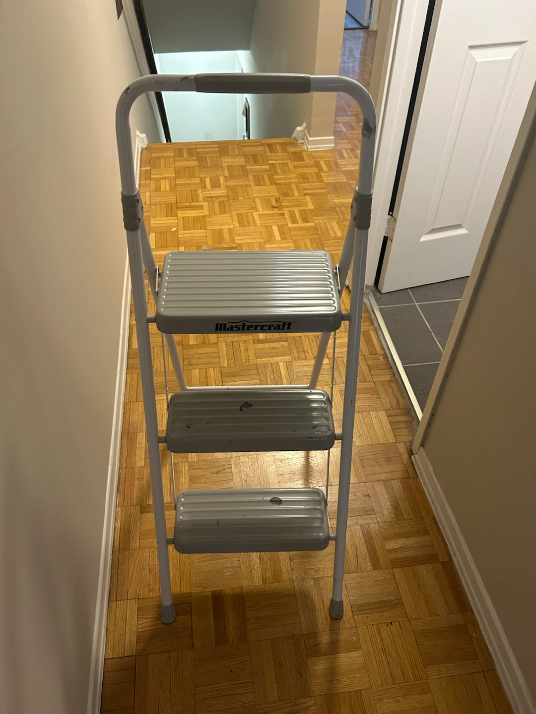 MasterCraft metal ladder - photo 2