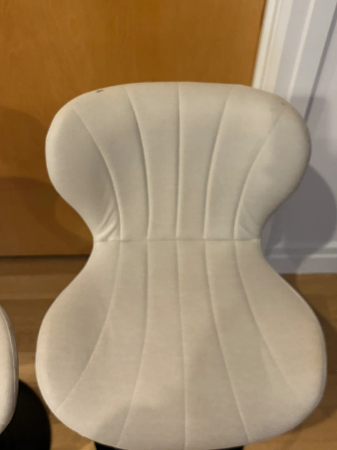 Set of 2 White Counter/Bar Stools – $20 - photo 3