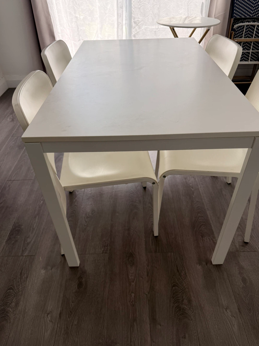 White Dining Table with 4 Chairs - photo 3