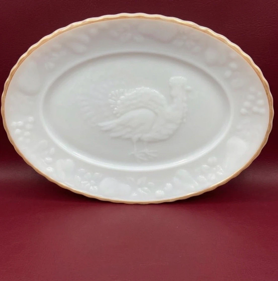 VTG Anchor Hocking Turkey Platter Milk Glass 18.5" - photo 3