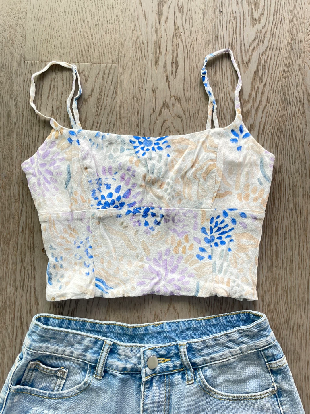 $10 for all, Size S, Wilfred Floral Crop Top and Shorts - photo 2