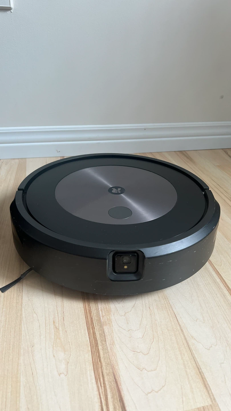 iRobot Roomba J7+ Self-Emptying Robot Vacuum - photo 3