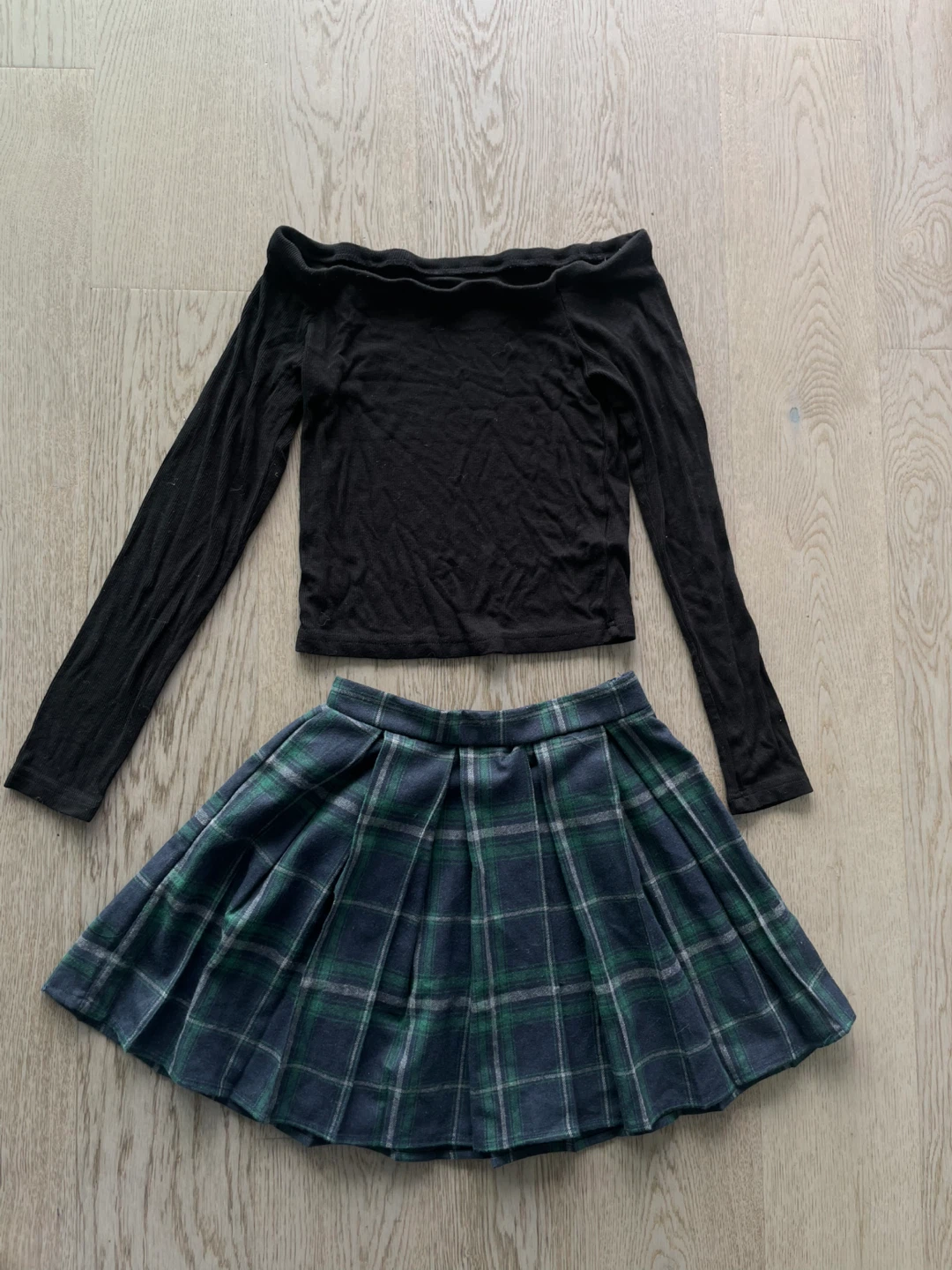$5 for all, Size S, Black off-the-shoulder top and plaid skirt - photo 3