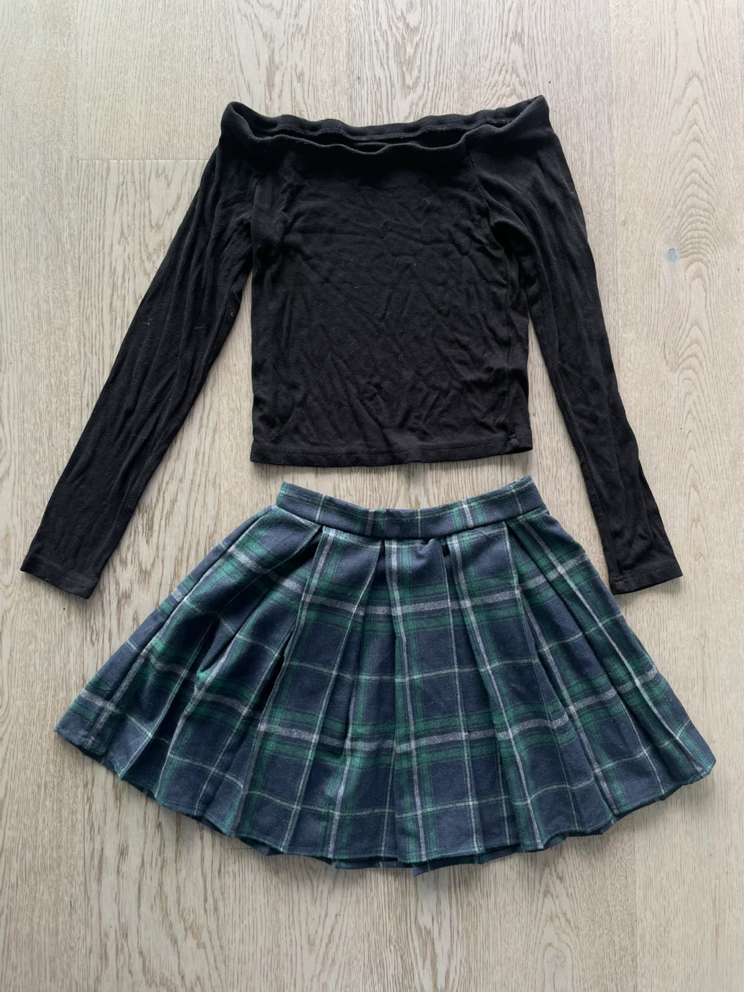 $5 for all, Size S, Black off-the-shoulder top and plaid skirt - photo 2