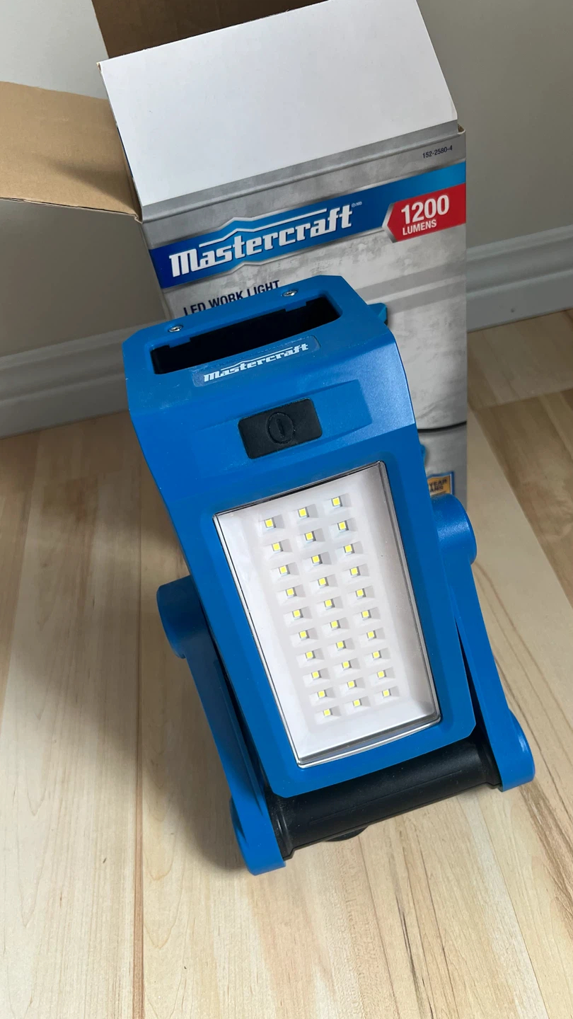 Mastercraft LED Work Light 1200 Lumens - photo 2