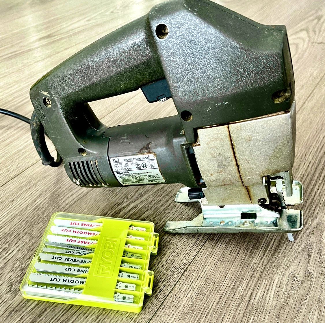 Black & Decker Orbital Action Jig Saw with Ryobi Blades - photo 2