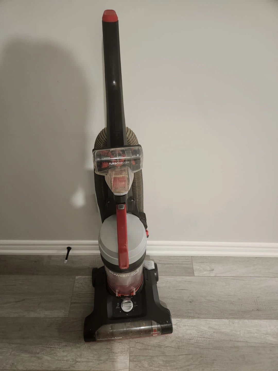 Bissell Powerforce Turbo vaccum - photo 3