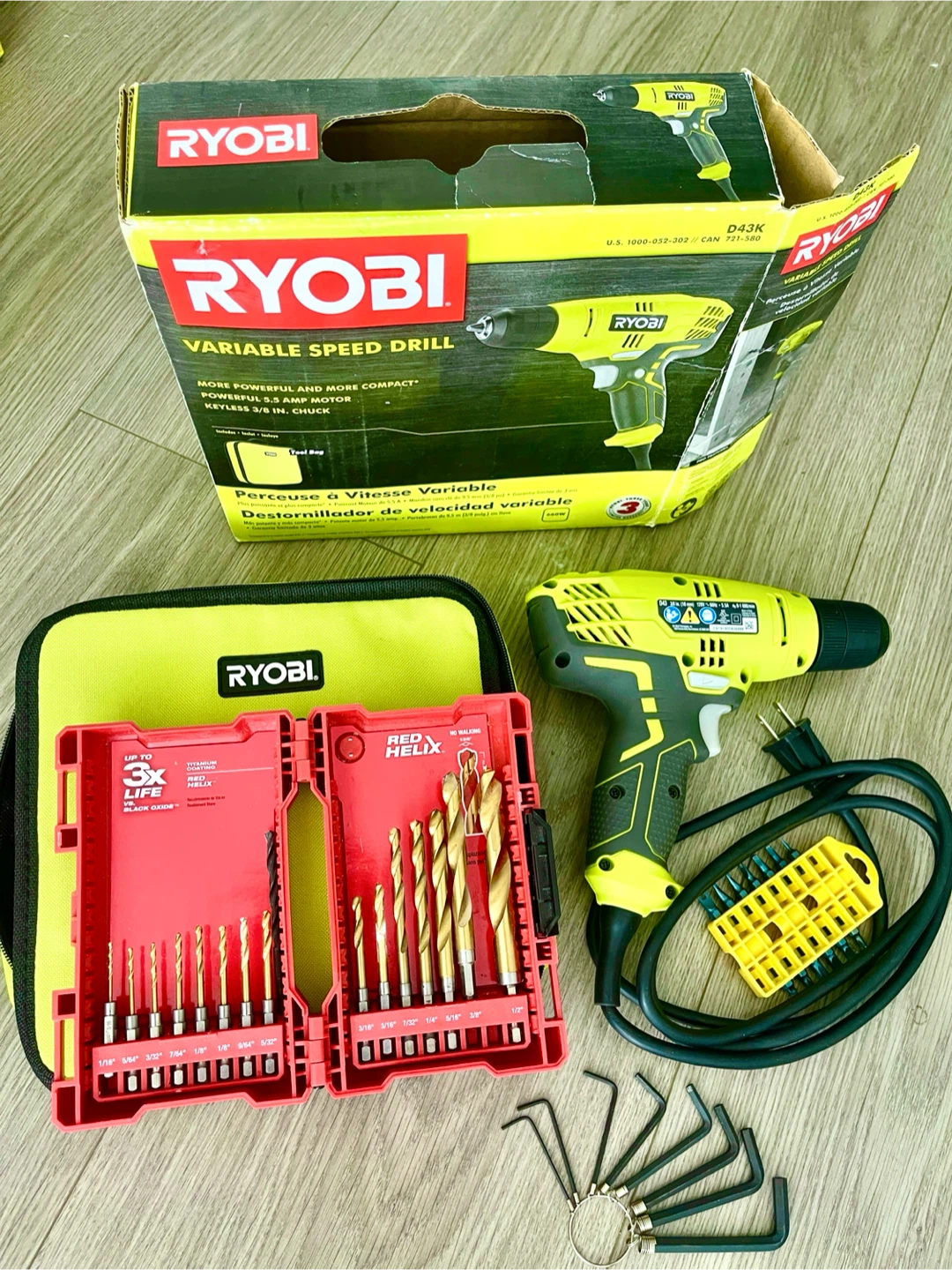 Ryobi Variable Speed Drill with 5.5 Amp Motor and Drill Bit Set