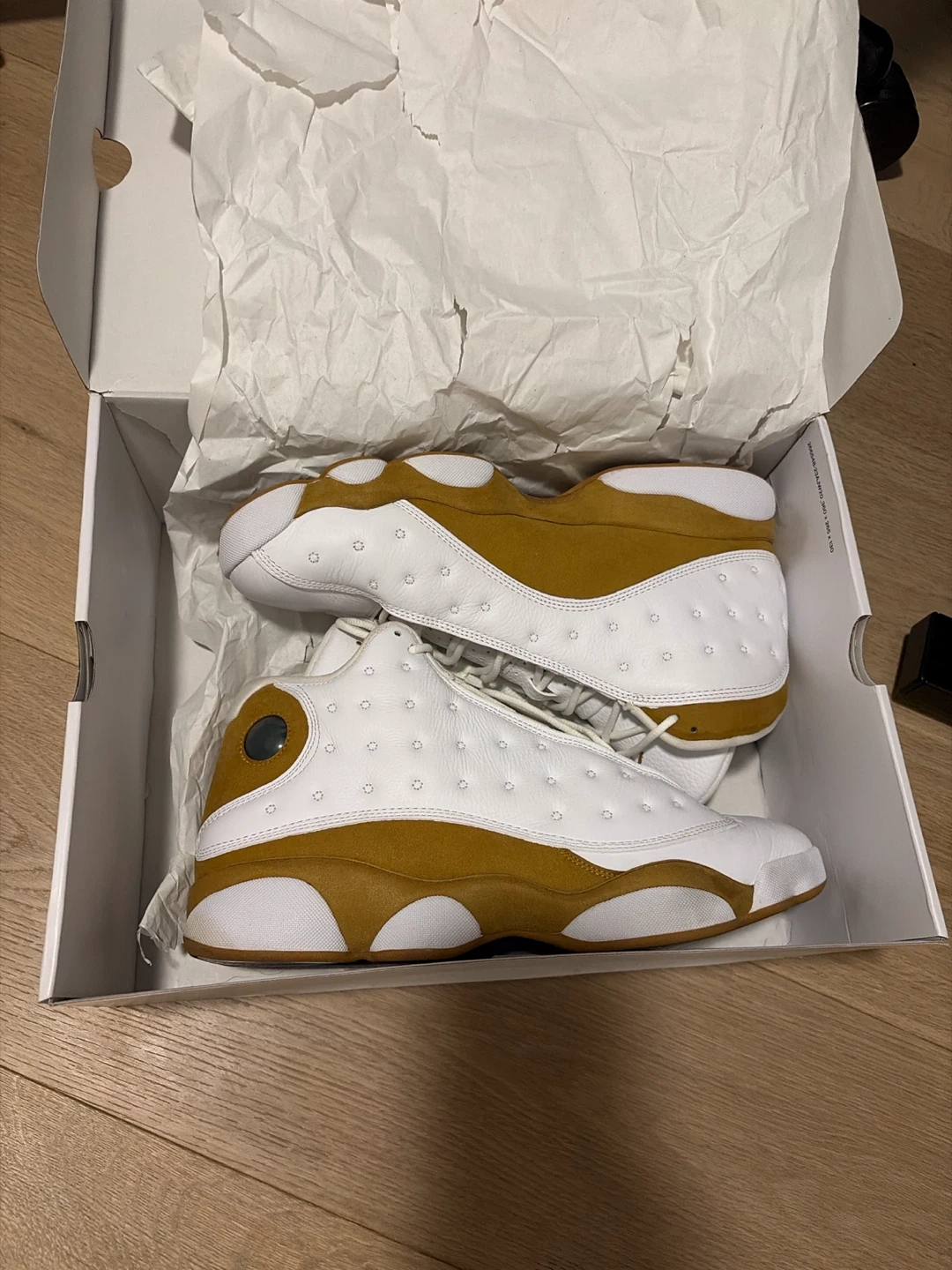 Air Jordan 13 Retro White Gold