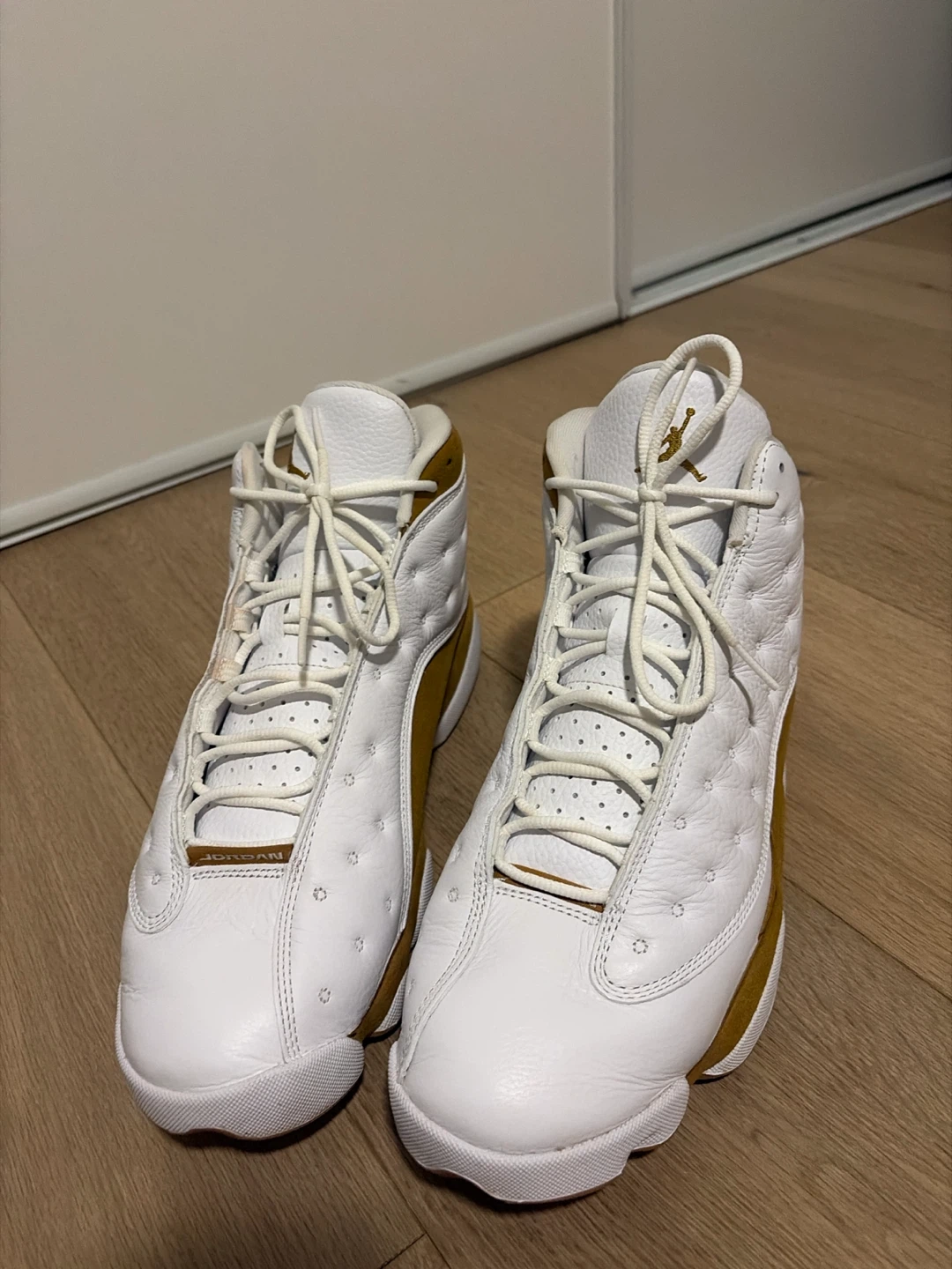 Air Jordan 13 Retro White Gold - photo 2