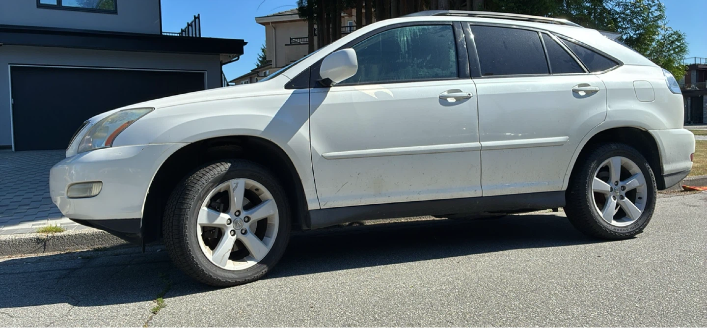 2005 White Lexus RX 330 SUV clean title