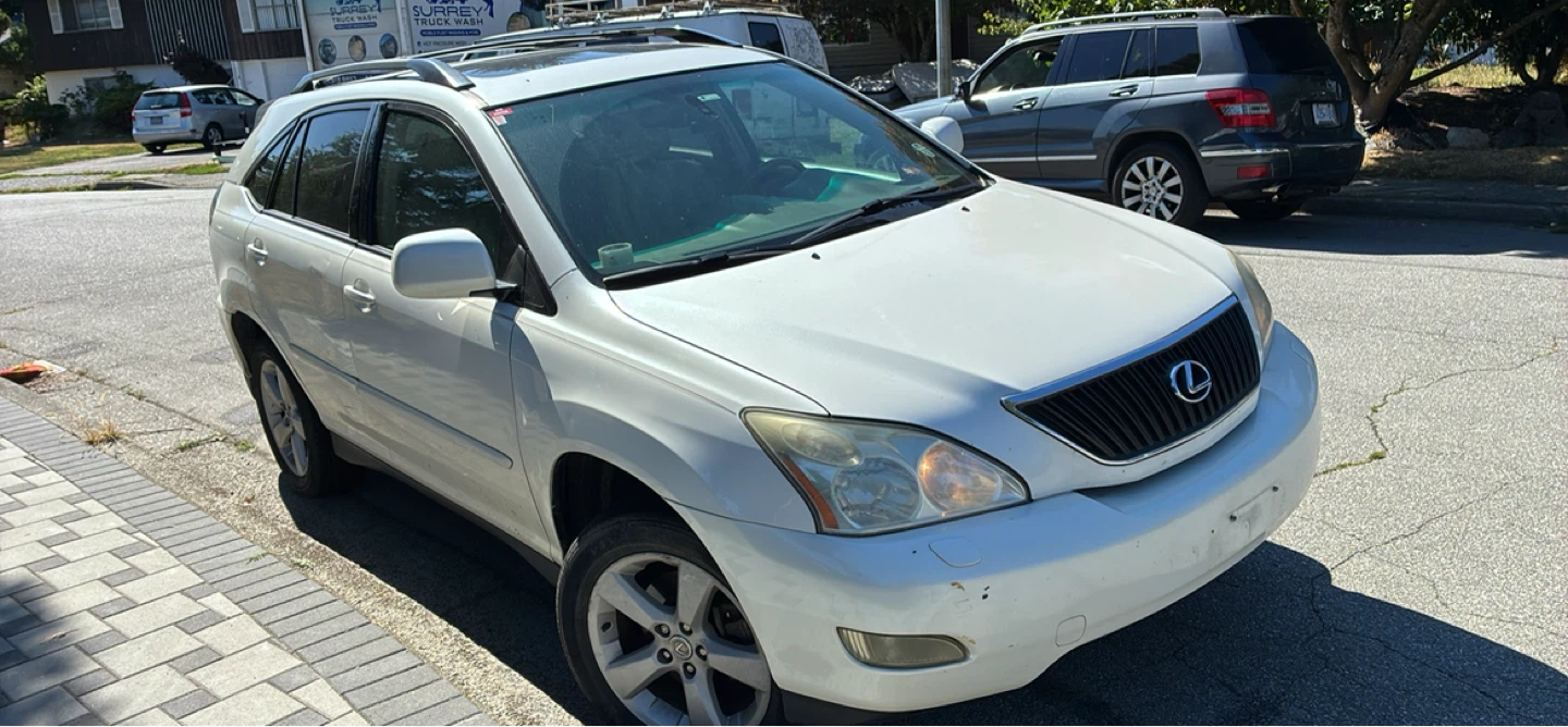 2005 White Lexus RX 330 SUV clean title - photo 3