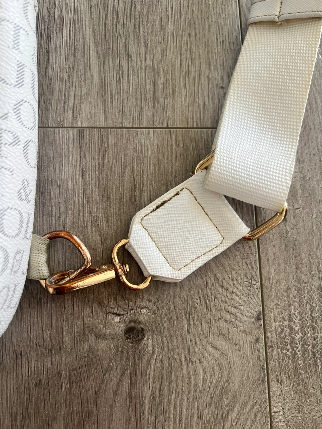 Just & Polo White Monogram Sling Bag - photo 3