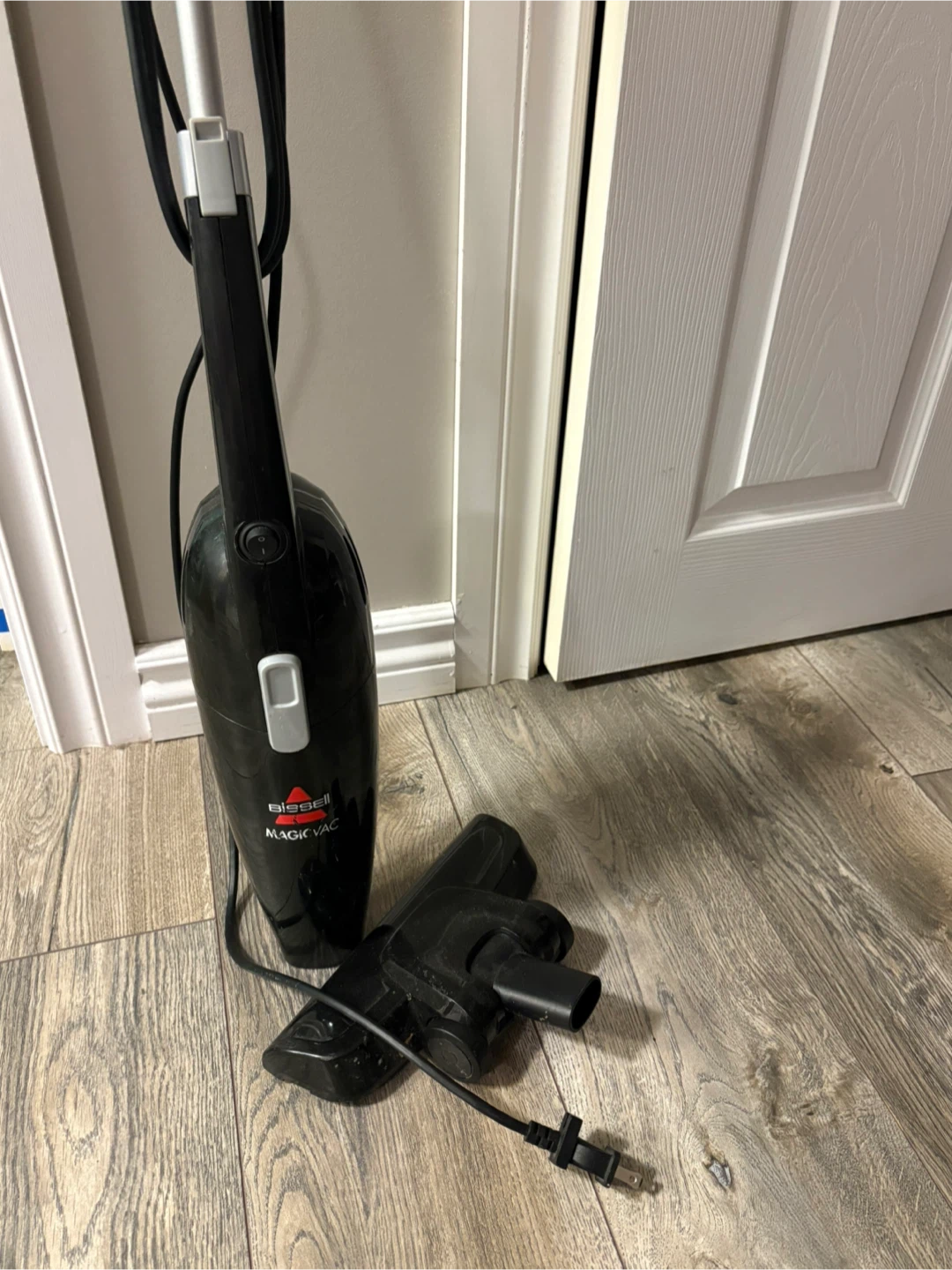 Bissell Magic Vac Stick Vacuum - photo 2