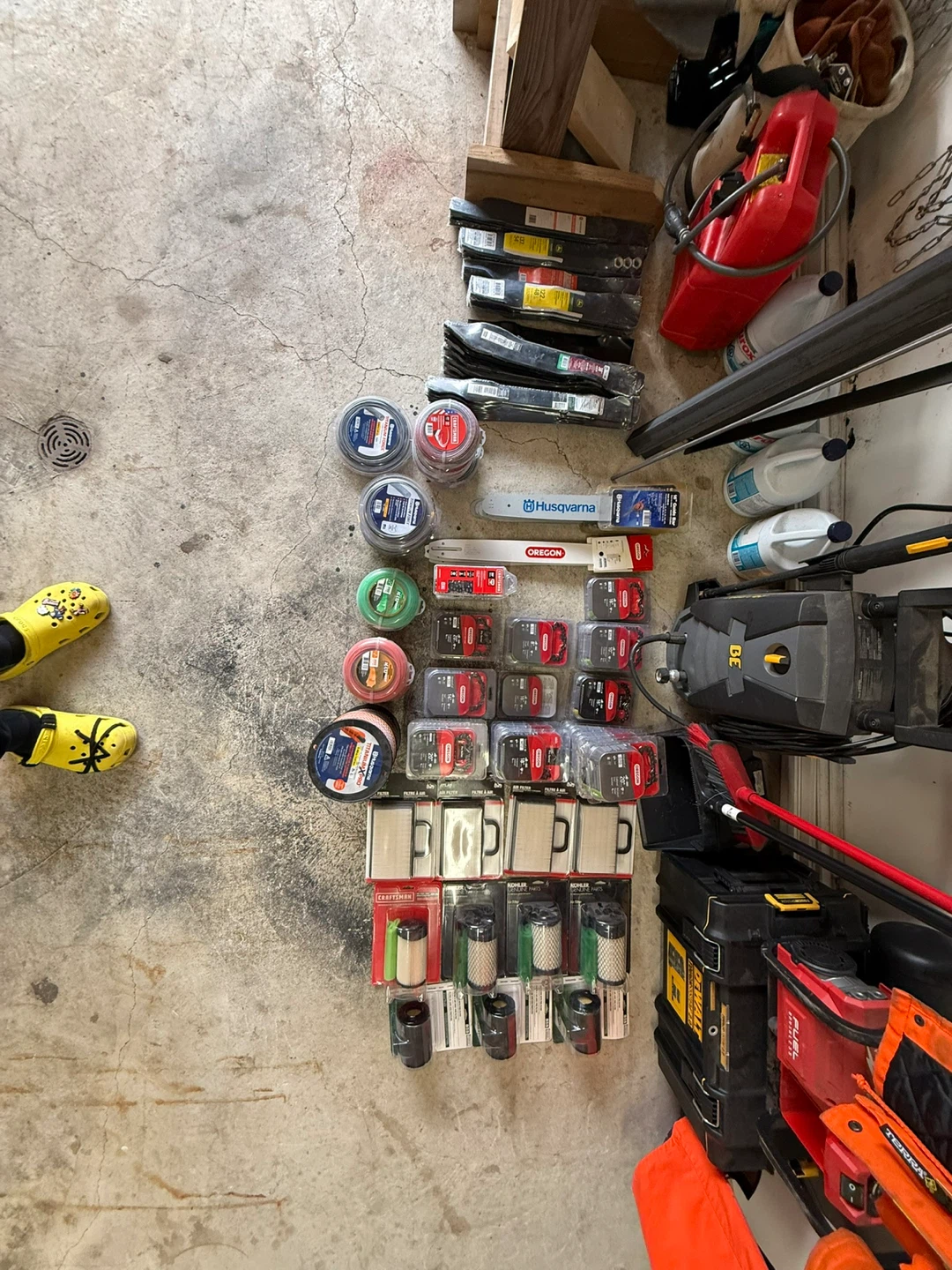 Oregon Chainsaw Chains and Air Filters - photo 2