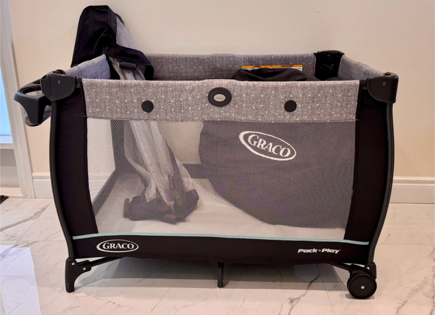 Graco Pack 'n Play Portable Playard - photo 2