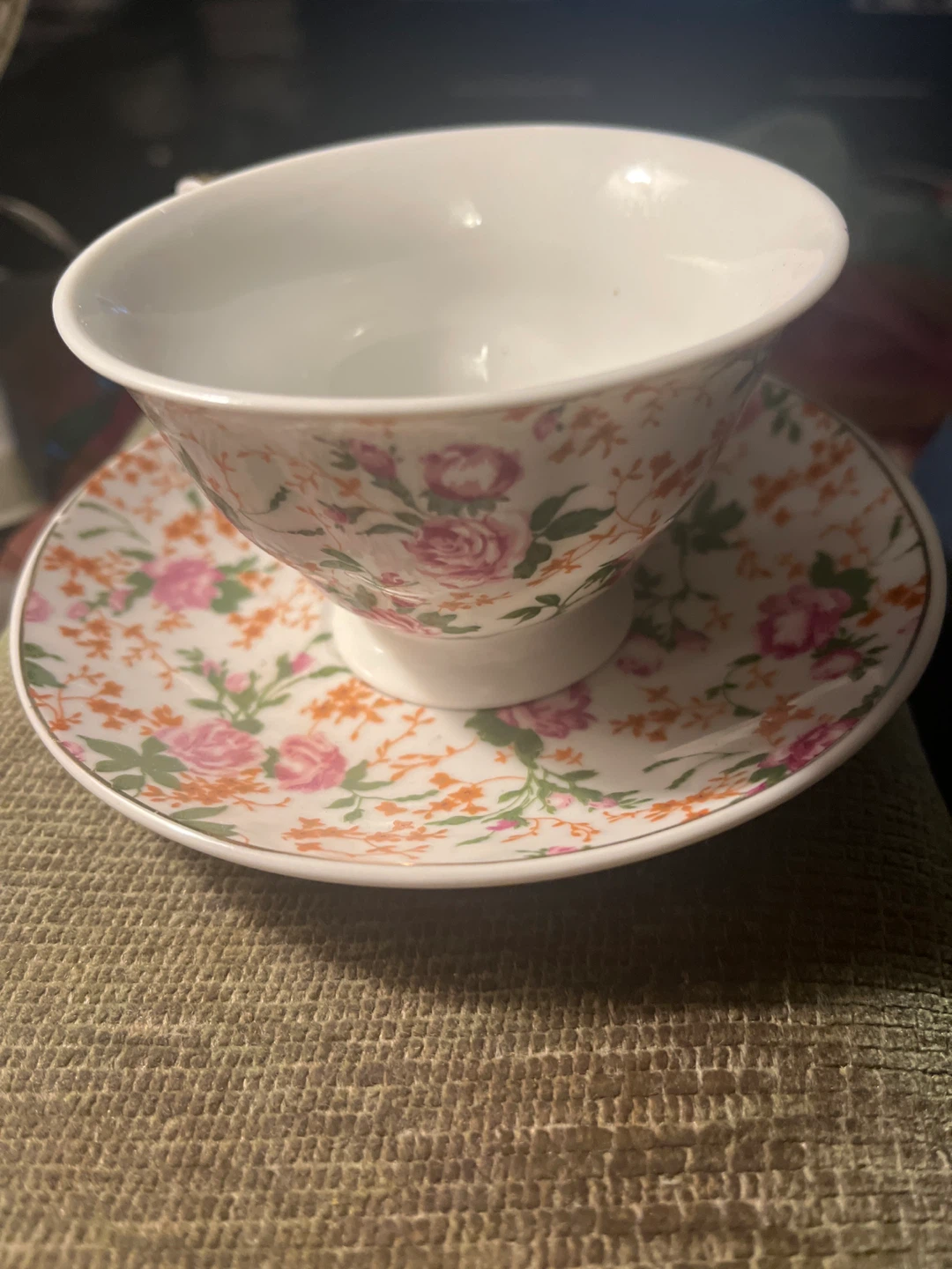 Adeline Fine Porcelain Teacup and Saucer Set - photo 4